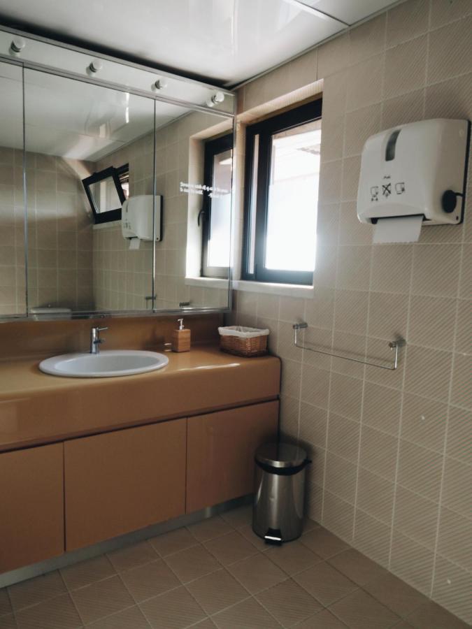 Impact House Belem Hostel Lisboa Екстериор снимка